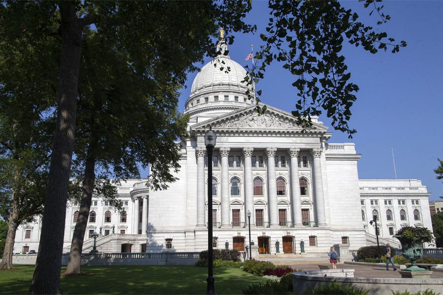 Exterior photo of the Wisconsin Capitol Building.